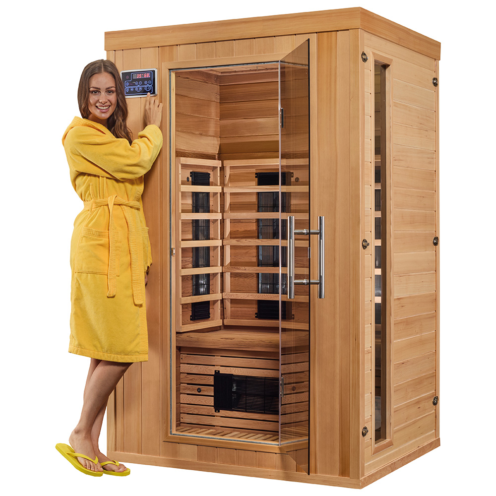 Model vor der Infrarotkabine SPA120 der Produktkategorie SPA365